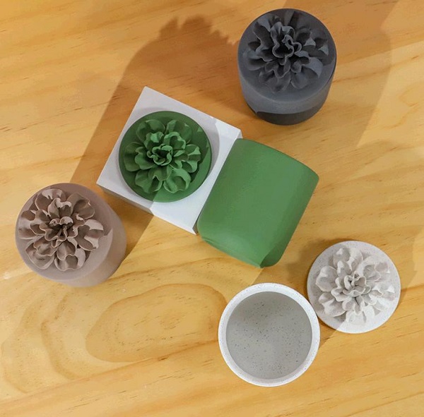 Co jiného kromě osvětlení umí svícen? 