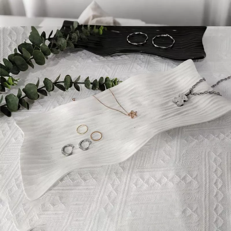 Keramický luxusní vintage podnos z šperků